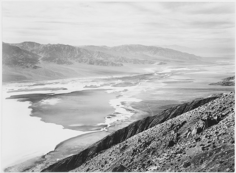 File:Looking across desert toward mountains, "Death Valley National Monument," California., 1933 - 1942 - NARA - 519853.tif