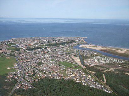 How to get to Lossiemouth with public transport- About the place