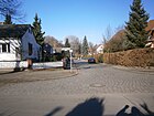 Büchenbronner Steig from the intersection of Benekendorffstrasse northwards over the intersection to the district boundary: Berlin-Lübars: right side of the picture