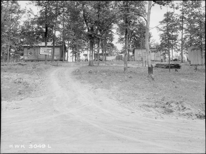 File:Martin's place, 9 miles from Hiwassee Dam - NARA - 279847.tif