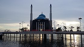 Masjid Amirul Mukminin.jpg