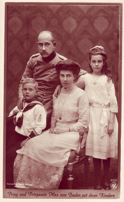 Maximilian and Marie Louise with their children, 1914