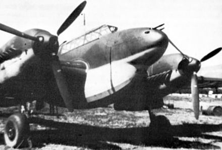 Bf 110D-0 with an early "dachshund's belly" fuel tank