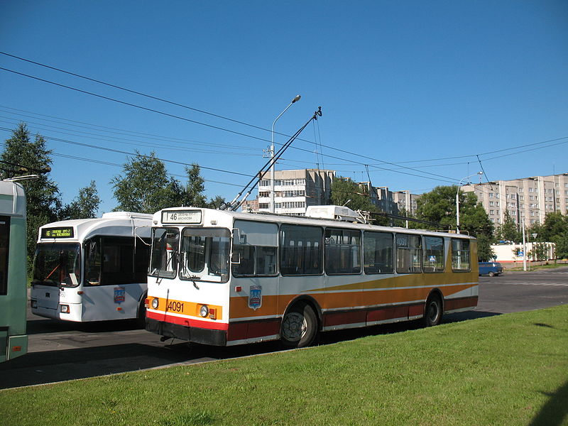 File:Minsk trolleybus ZiU-682V 4091 (19287924923).jpg