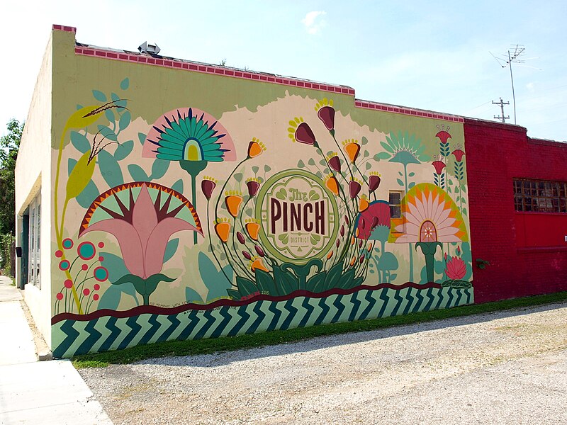 File:Mural on 393 N Main Memphis Apr 2017.jpg