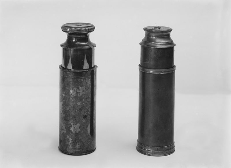 File:Nachet collection; two spy glasses made by Dolland, London. Wellcome M0000243.jpg