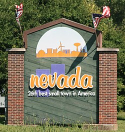 Nevada Iowa 20090816 Bienvenue Sign.JPG