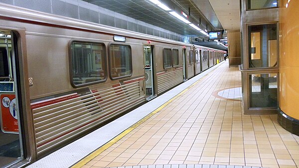 Train at North Hollywood Metro B Line station