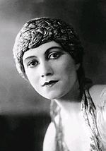 Gambar mini seharga Olga Khokhlova