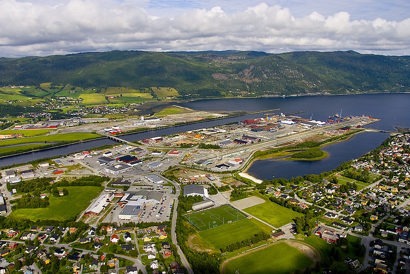 File:Orkanger 02.jpg