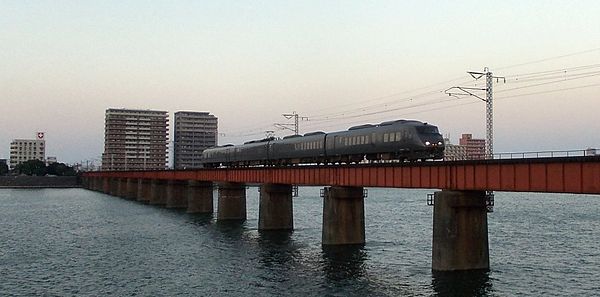 Kirishima limited express train crossing Ōyodo River, Miyazaki