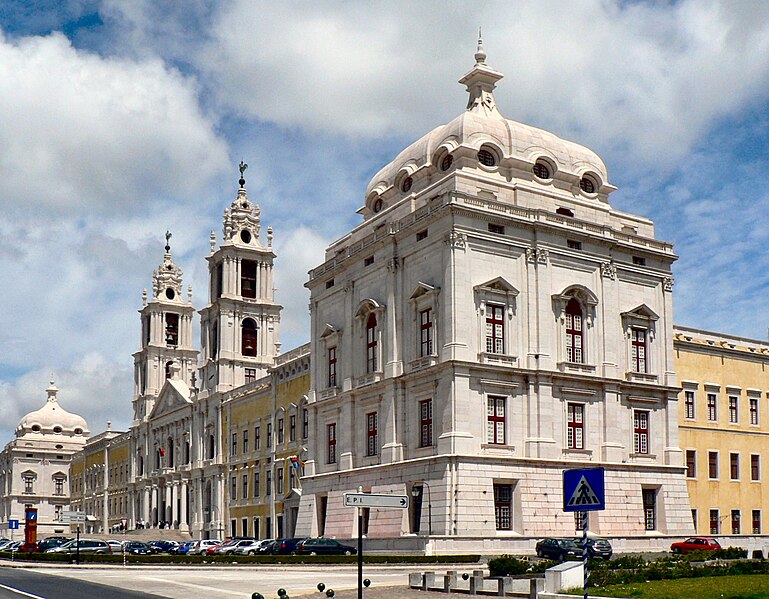 File:Palácio Nacional de Mafra (1).jpg