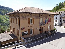 Il municipio di Terragnolo, nella frazione di Piazza