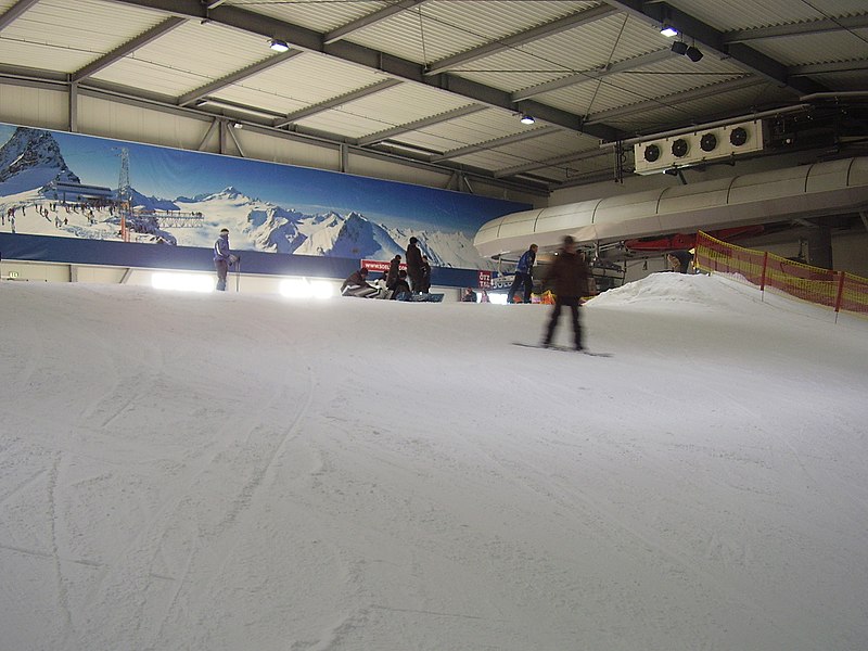 File:Piste Snowdome Bispingen 2008 PD 10.JPG