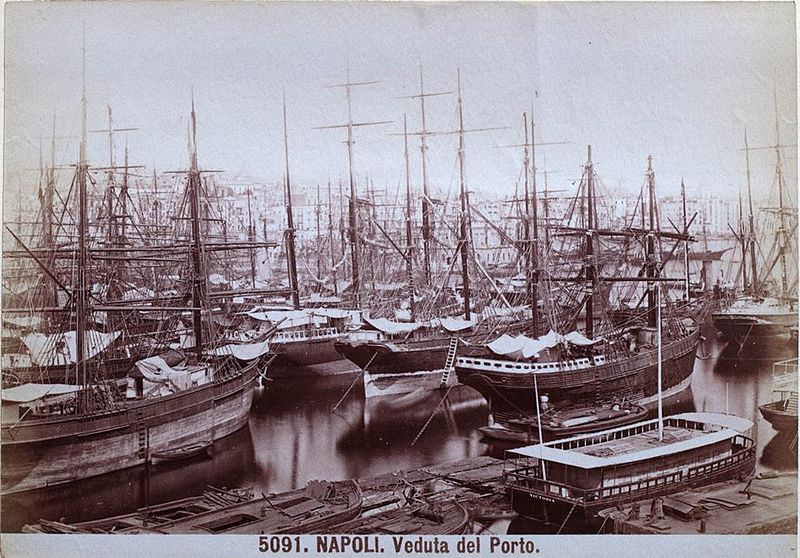 File:Porto di Napoli - n. 5091.jpg