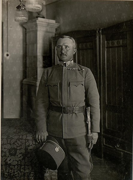 File:Portraitaufnahme von Generalmajor Johann Fernengel, Kommandant der 92. Infanteriedivision in Hermagor, aufgenommen am 13.April 1916 (BildID 15473346).jpg