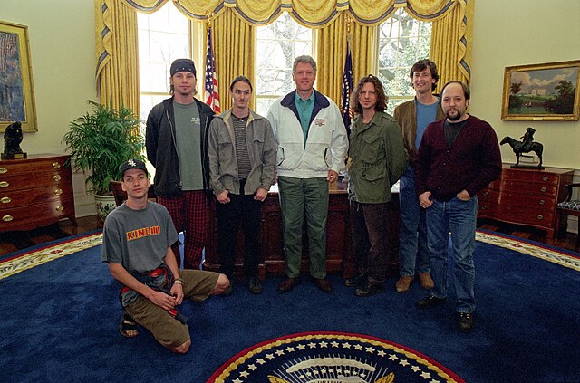 Pearl Jam with President Bill Clinton in the Oval Office in April 1994