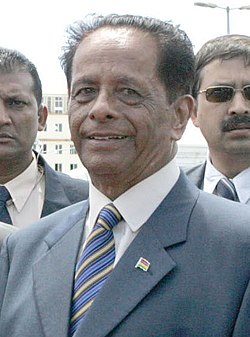 President of Mauritius Rt.Hon Sir Anerood Jugnauth (cropped).jpg