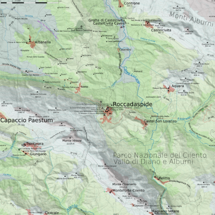 Map of Roccadaspide and Castel San Lorenzo Roccadaspide terrain.png