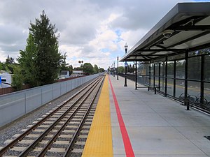 Rohnert Park stasiun menghadap ke selatan, April 2018.JPG