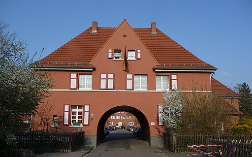 Roter Hof 2