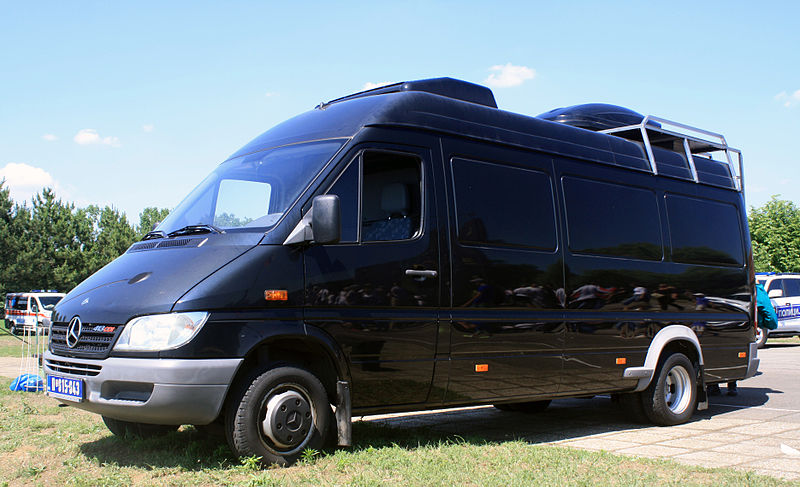 File:SAJ Mercedes-Benz Sprinter 413CDI.jpg