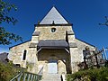 Porche d'entrée à l'église.