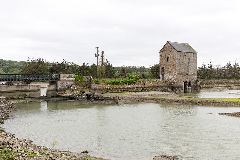 File:Saint-Père-Marc-en-Poulet - Moulin de Beauchet 20210520-02.jpg