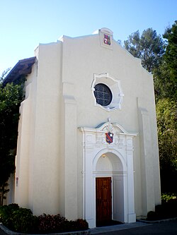 Saint Saviour's Chapel, Harvard-Westlake School.jpg