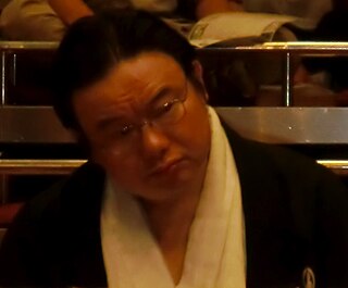 <span class="mw-page-title-main">Sakahoko Nobushige</span> Japanese sumo wrestler (1961–2019)