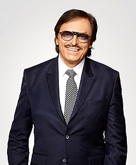 Sanjay Khan