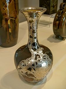 Shirayamadani Rookwood vase 1892.jpg