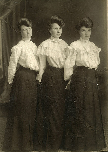 File:Spencer-sisters.jpg