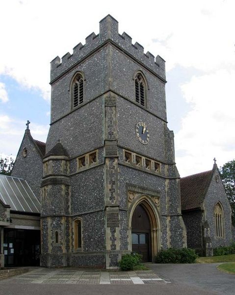 File:St Andrew, Stanstead Abbotts, Herts - geograph.org.uk - 364569.jpg