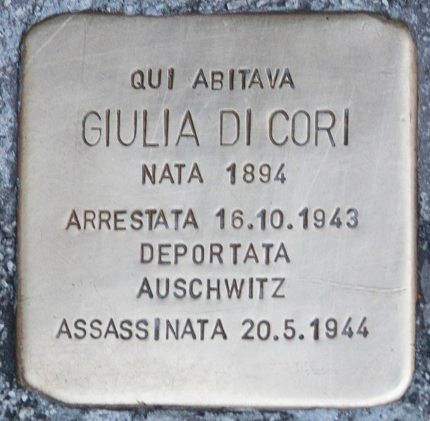 File:Stolperstein für Giulia di Cori (Rom).jpg