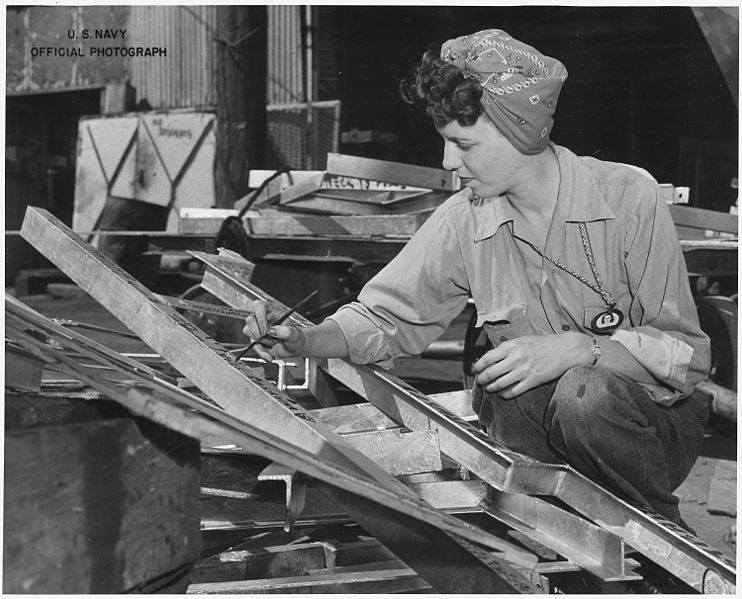 File:Sue Protruck, a women worker in shipfitters shop , US Navy Yard, Mare Island, CA." - NARA - 296891.jpg