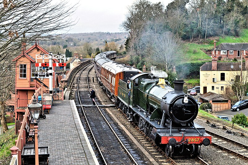 File:The season opens at Bewdley, SVR - 2 - geograph.org.uk - 6065646.jpg