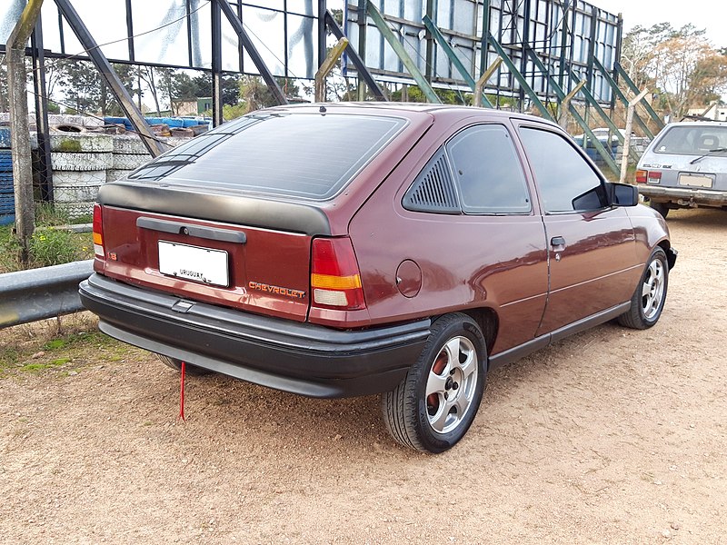 File:Tuned Chevrolet Kadett in Uruguay - rear.jpg