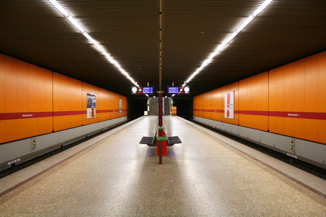 Silberhornstraße metróállomás