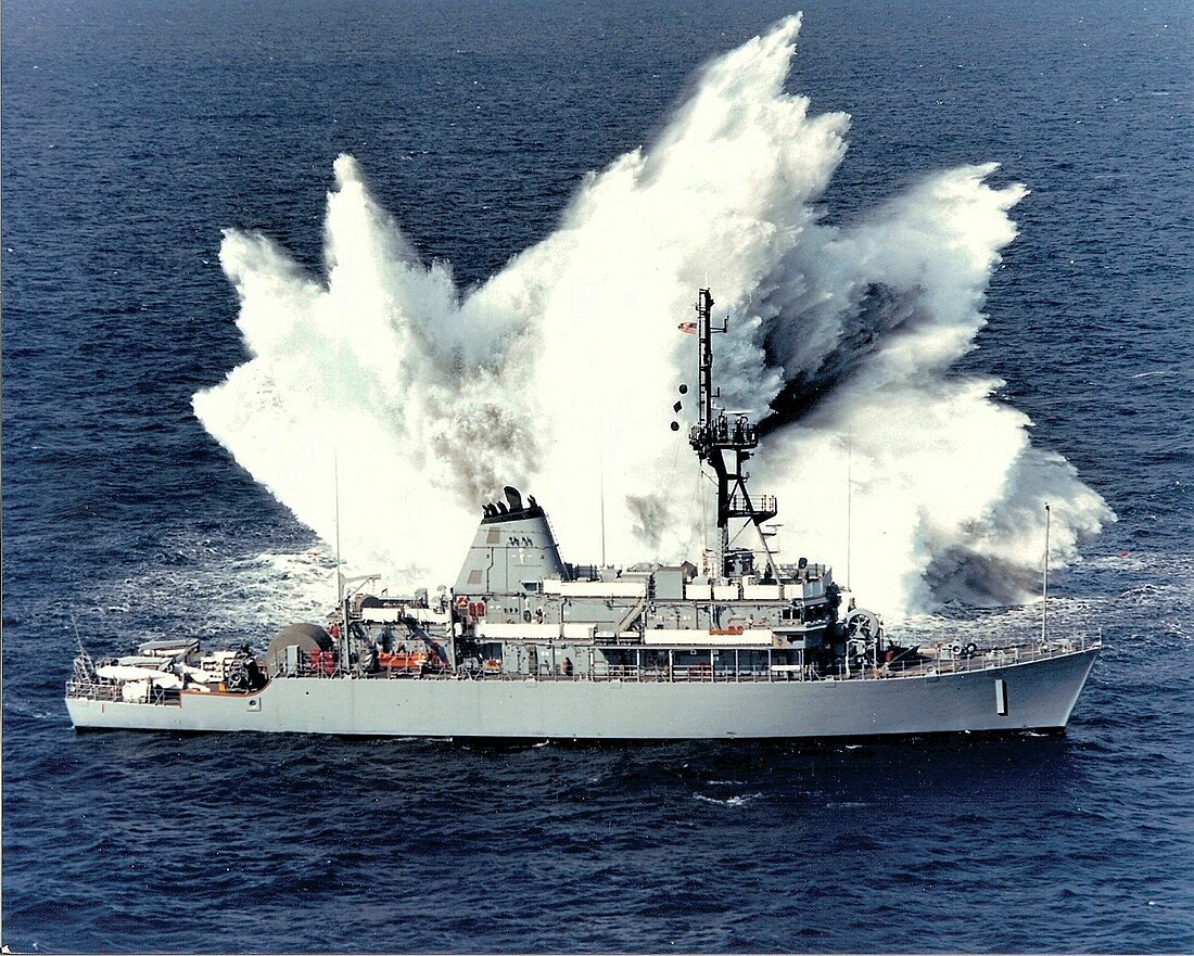 USS Avenger (MCM-1)