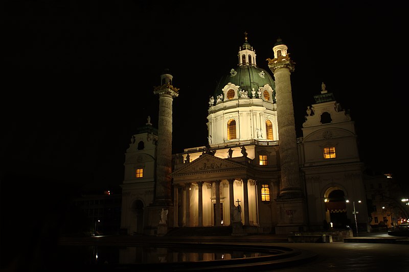 File:Vídeň, Karlskirche.jpg