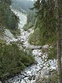 Ual da Draus bei der Brücke Val Vau hinauf gegen das Val Plaun gesehen.