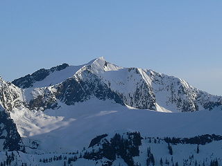 <span class="mw-page-title-main">Vesper Peak</span> Mountain in Washington (state), United States