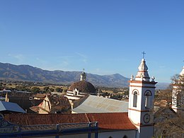 Vista umum del Templo de San Pedro.jpg