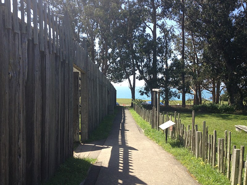 File:Wall of Fort Ross.JPG