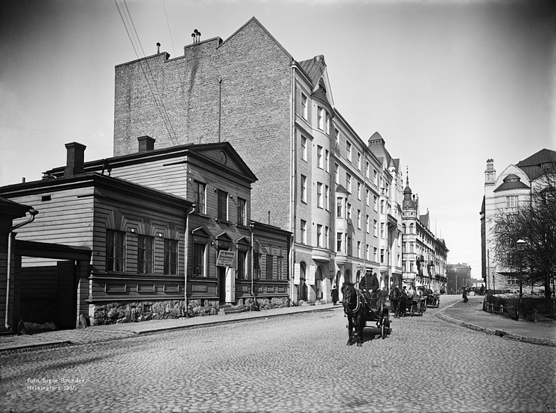 File:Yrjönkatu 10, 12-14, 16, 18. N17 (hkm.HKMS000005-00000084).jpg