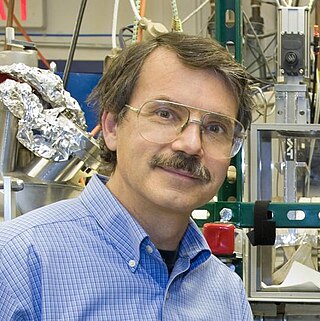 <span class="mw-page-title-main">Alex Zettl</span> American nano-scale physicist