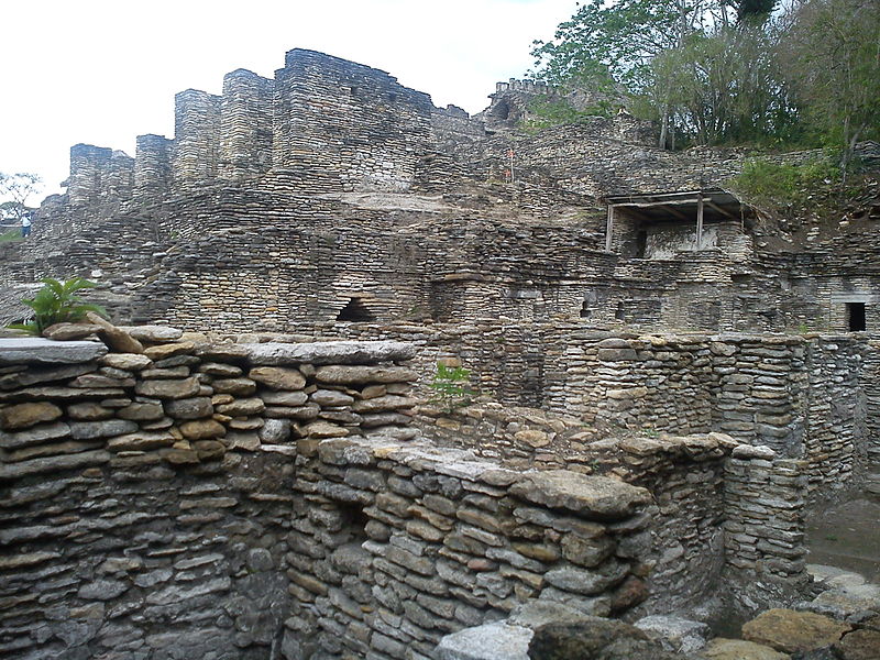 File:Zona Arqueológica de Toniná, Chiapas.jpg