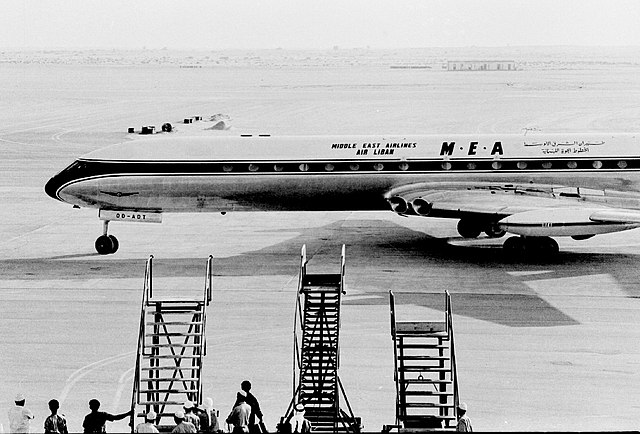 The first jet aircraft to land on the new runway at Dubai Airport in 1965 was a Comet from Middle East Airlines.