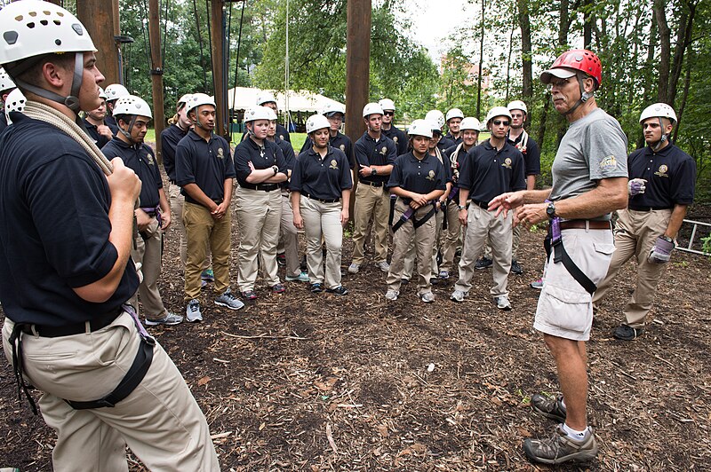 File:2015 Law Enforcement Explorers Conference staff converses with explorers.jpg